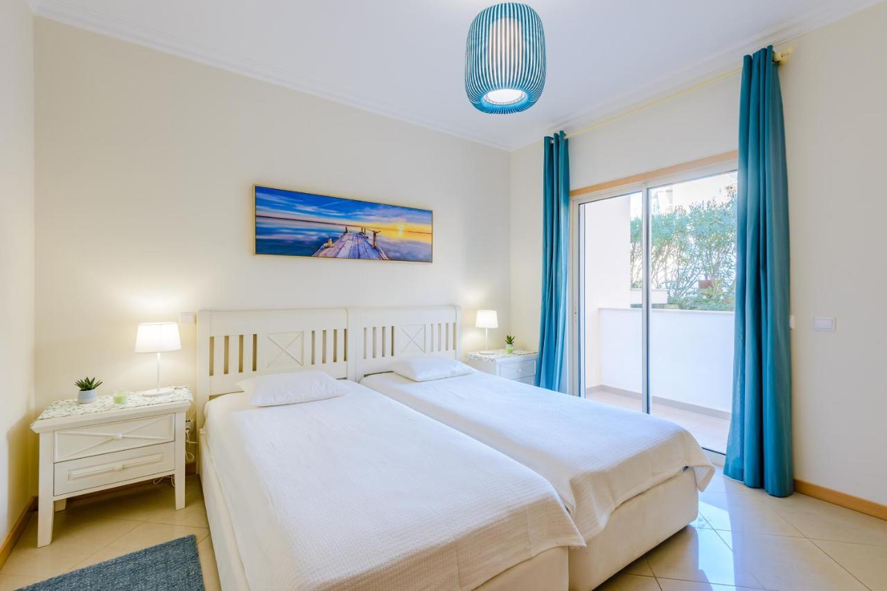 Bnb Homes Ocean View Apartment With Huge Sunny Terrace, 2 Swimming Pools & Tennis Court Albufeira Kültér fotó