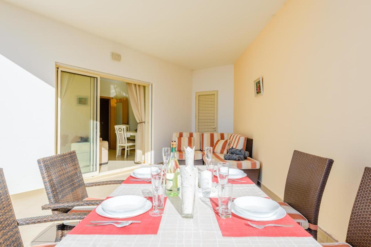 Bnb Homes Ocean View Apartment With Huge Sunny Terrace, 2 Swimming Pools & Tennis Court Albufeira Kültér fotó