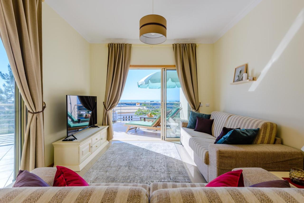 Bnb Homes Ocean View Apartment With Huge Sunny Terrace, 2 Swimming Pools & Tennis Court Albufeira Kültér fotó
