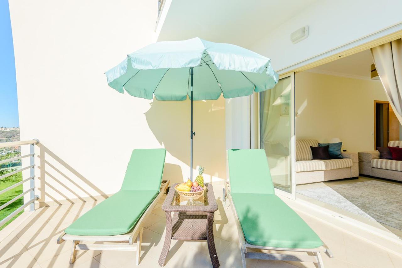 Bnb Homes Ocean View Apartment With Huge Sunny Terrace, 2 Swimming Pools & Tennis Court Albufeira Kültér fotó