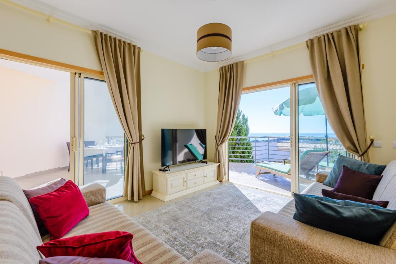 Bnb Homes Ocean View Apartment With Huge Sunny Terrace, 2 Swimming Pools & Tennis Court Albufeira Kültér fotó