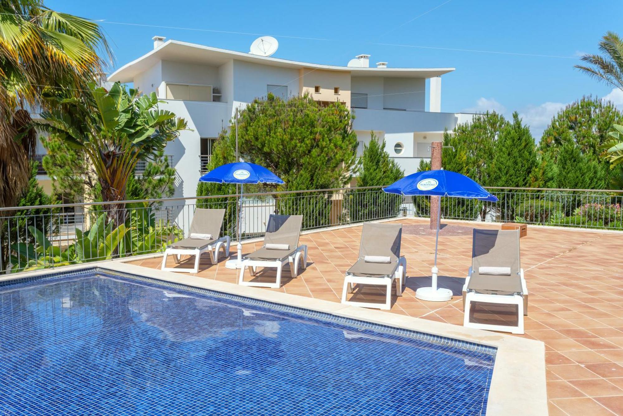 Bnb Homes Ocean View Apartment With Huge Sunny Terrace, 2 Swimming Pools & Tennis Court Albufeira Kültér fotó